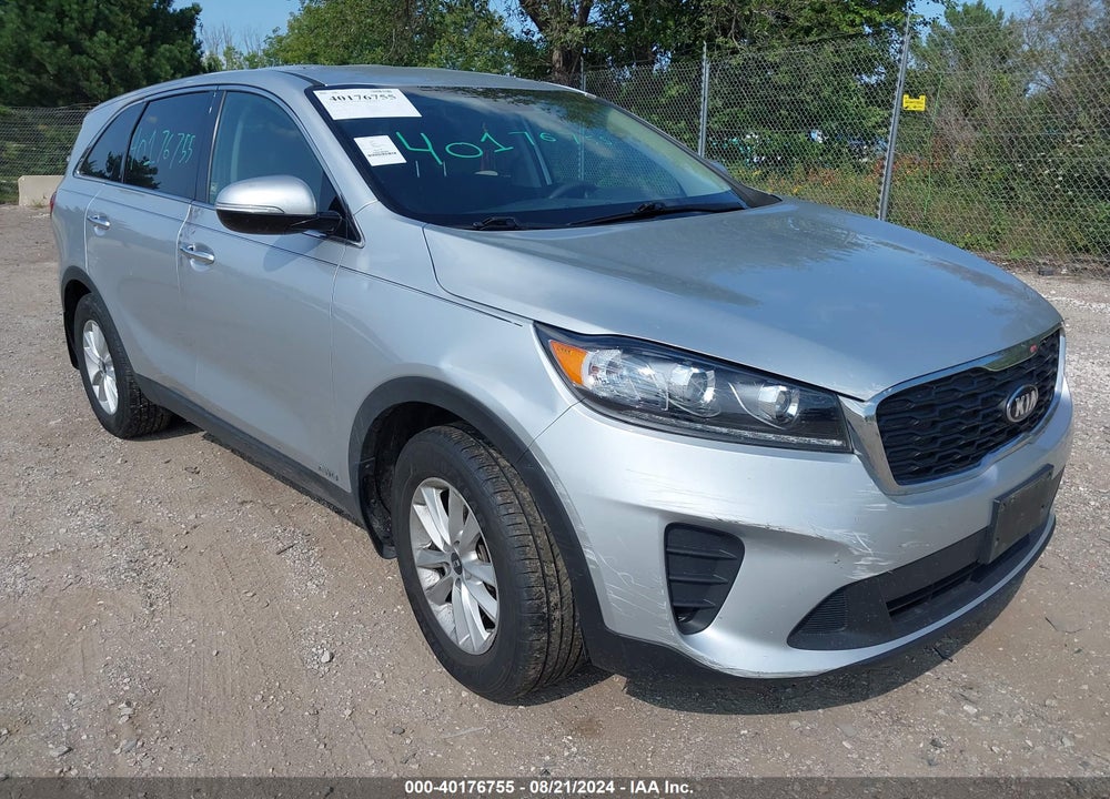 2019 KIA SORENTO 2.4L LX VIN: 5XYPGDA32KG572128