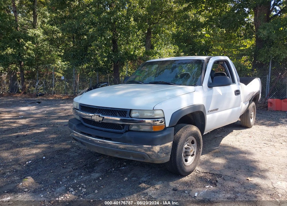 2002 CHEVROLET SILVERADO 2500HD VIN: 1GCHC29U92Z117053
