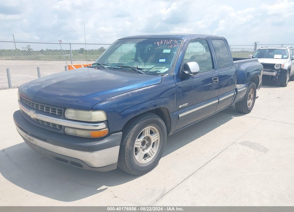 2002 CHEVROLET SILVERADO 1500 LS VIN: 1GCEC19T22Z281295