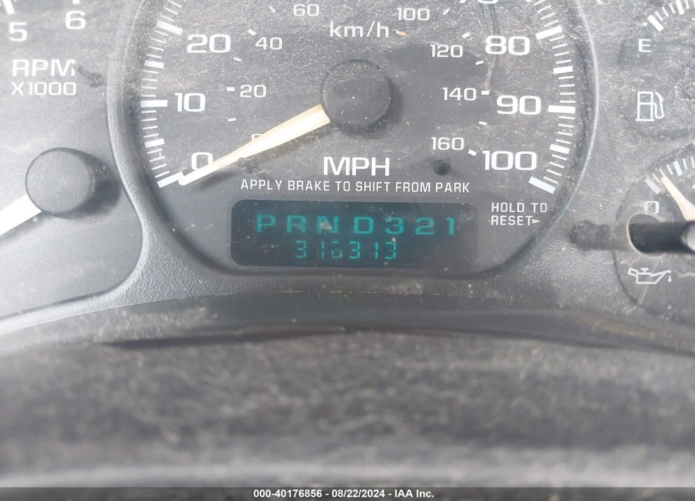 2002 CHEVROLET SILVERADO 1500 LS VIN: 1GCEC19T22Z281295