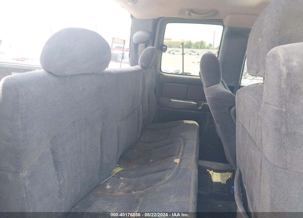 2002 CHEVROLET SILVERADO 1500 LS VIN: 1GCEC19T22Z281295