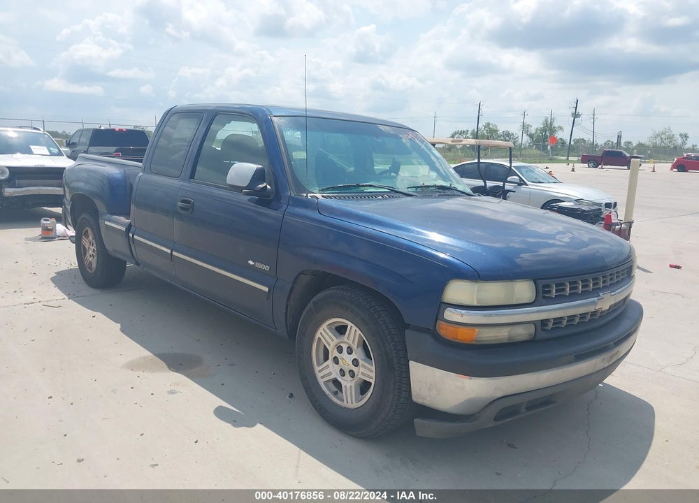 2002 CHEVROLET SILVERADO 1500 LS VIN: 1GCEC19T22Z281295