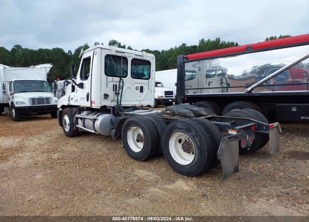 2014 FREIGHTLINER CASCADIA 125 VIN: 3AKJGEDV2ESFJ5543