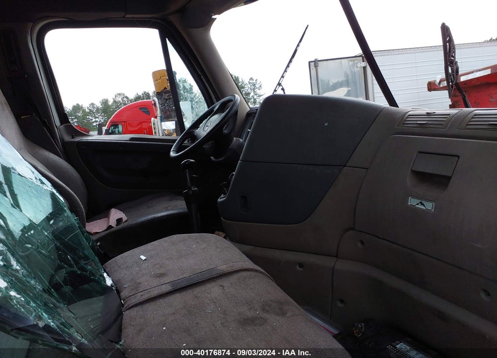 2014 FREIGHTLINER CASCADIA 125 VIN: 3AKJGEDV2ESFJ5543