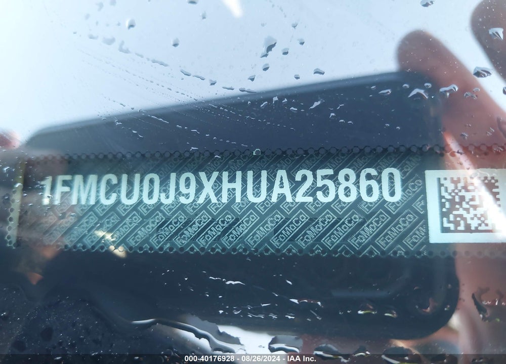 2017 FORD ESCAPE TITANIUM VIN: 1FMCU0J9XHUA25860