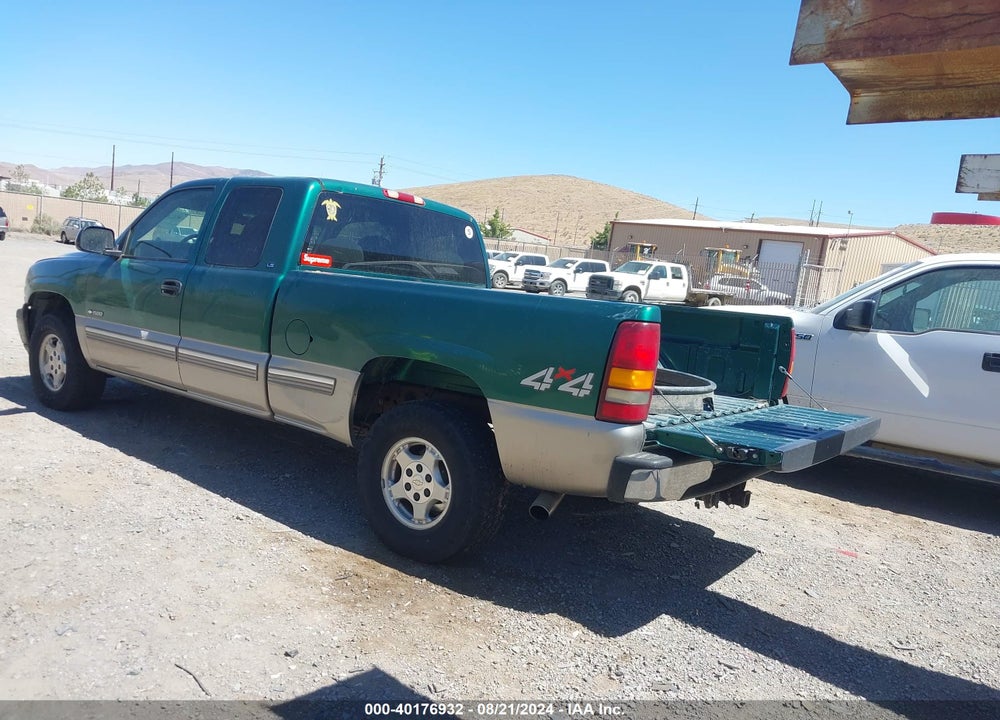 2000 CHEVROLET SILVERADO 1500 LS VIN: 1GCEK19T0YE219655