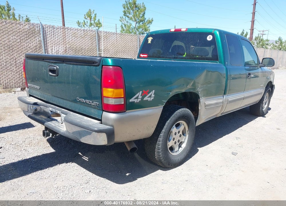 2000 CHEVROLET SILVERADO 1500 LS VIN: 1GCEK19T0YE219655
