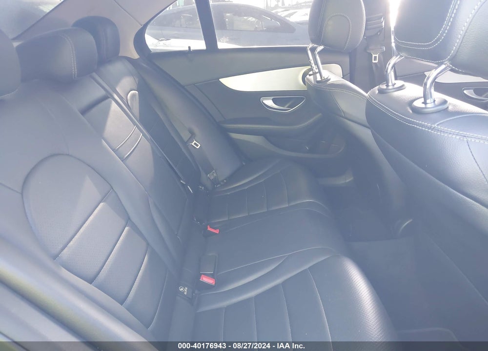 2017 MERCEDES-BENZ C 300 LUXURY/SPORT VIN: 55SWF4JB8HU192988
