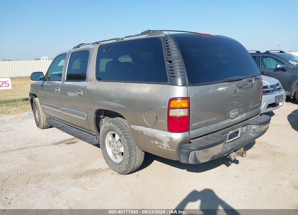 2001 CHEVROLET SUBURBAN 1500 LT VIN: 1GNEC16TX1J294353