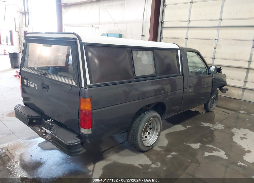 1997 NISSAN 4X2 TRUCK XE VIN: 1N6SD11S5VC353775