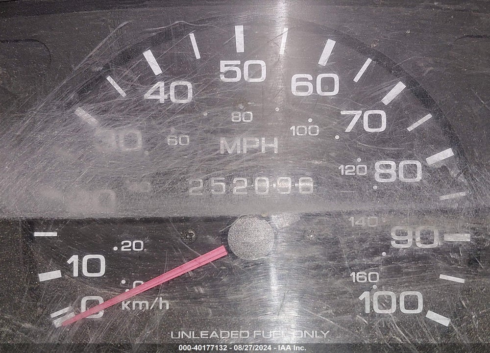 1997 NISSAN 4X2 TRUCK XE VIN: 1N6SD11S5VC353775