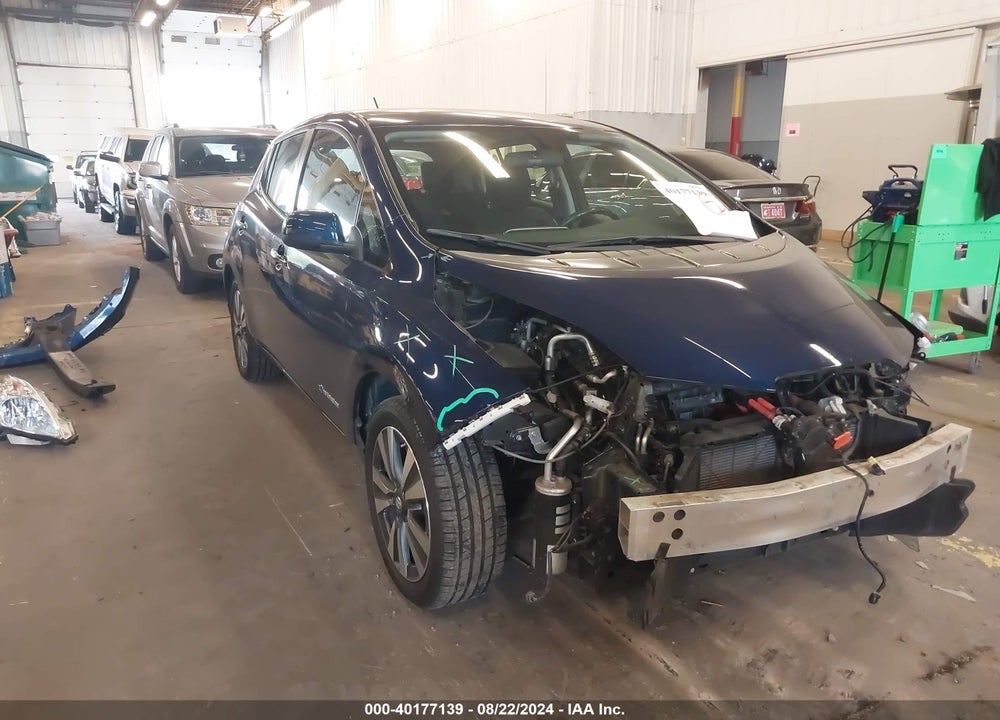 2017 NISSAN LEAF SV VIN: 1N4BZ0CPXHC305416
