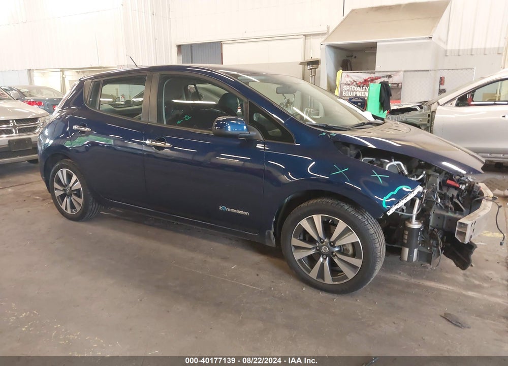 2017 NISSAN LEAF SV VIN: 1N4BZ0CPXHC305416