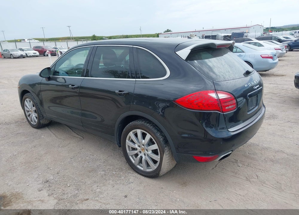 2014 PORSCHE CAYENNE PLATINUM EDITION VIN: WP1AA2A28ELA09840