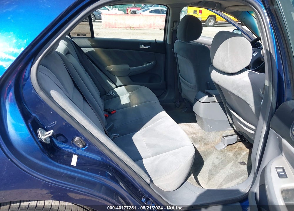 2005 HONDA ACCORD 2.4 EX VIN: 1HGCM56705A060592