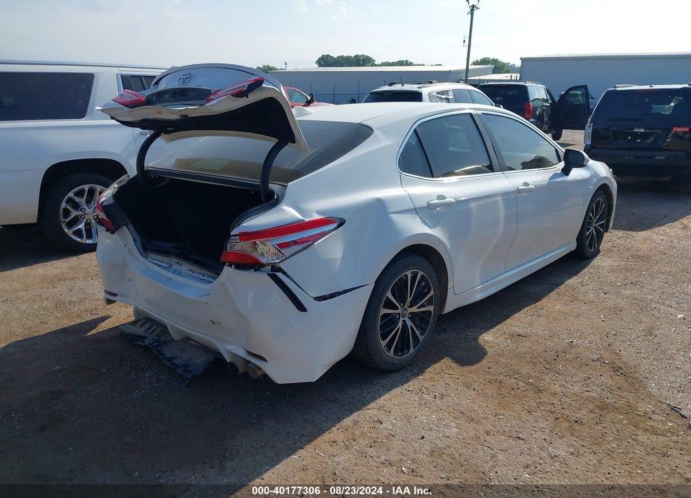 2020 TOYOTA CAMRY SE VIN: 4T1G11AK1LU338579