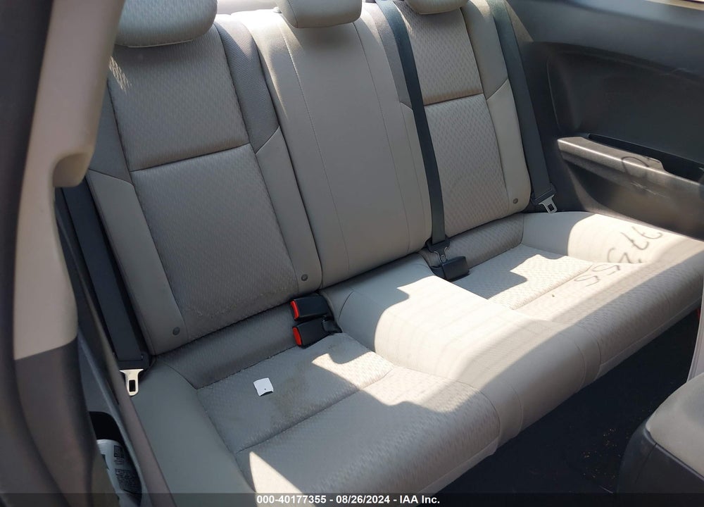2014 HONDA CIVIC EX VIN: 2HGFG3B82EH517993
