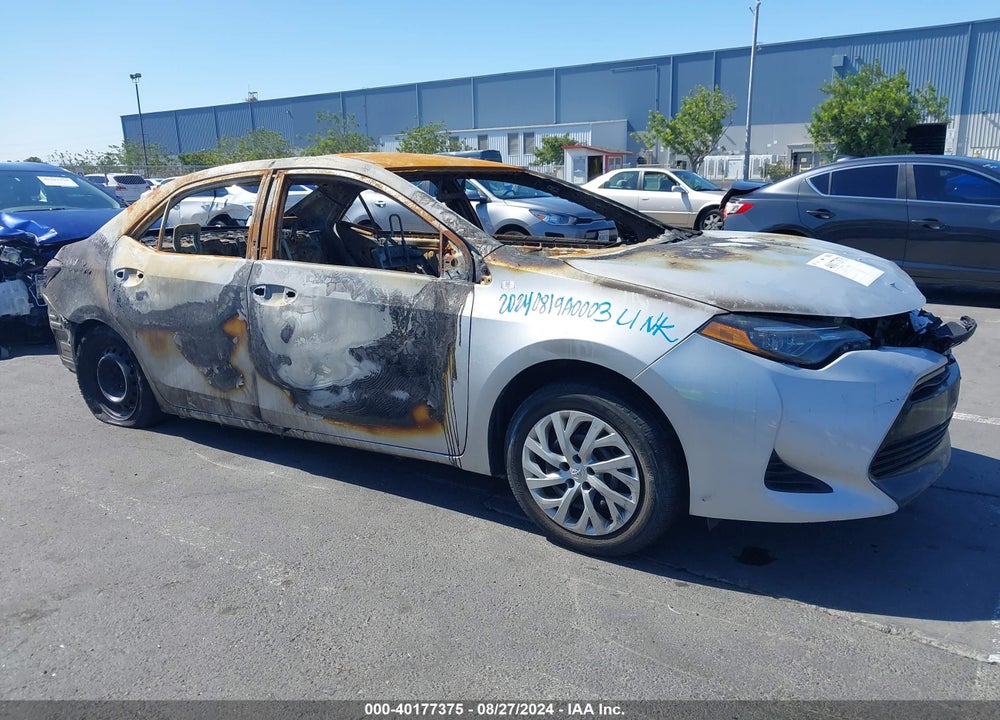 2019 TOYOTA COROLLA LE VIN: 2T1BURHE5KC199301