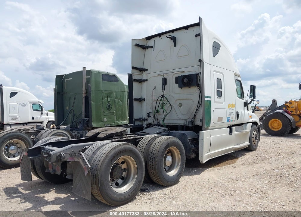 2014 FREIGHTLINER CASCADIA 125 VIN: 3AKJGLD52ESFU7462