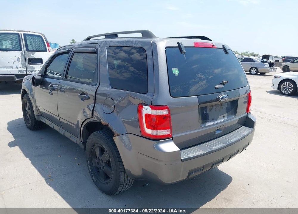 2011 FORD ESCAPE XLT VIN: 1FMCU0D75BKC62494