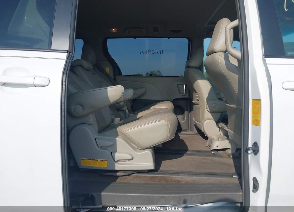 2014 TOYOTA SIENNA XLE V6 8 PASSENGER VIN: 5TDYK3DC3ES515842
