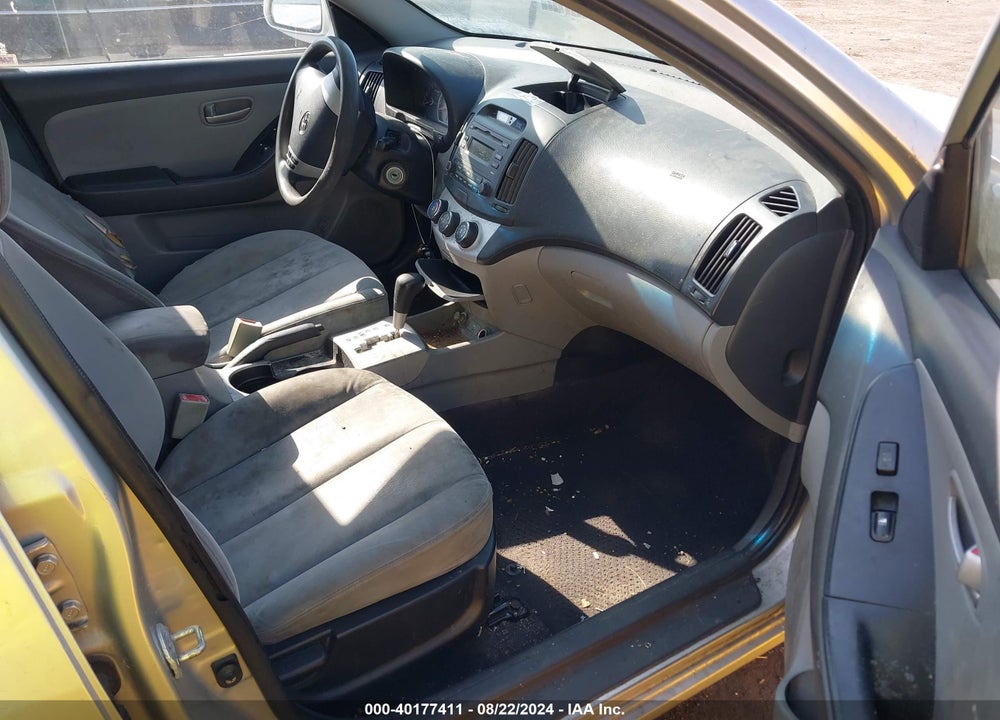 2008 HYUNDAI ELANTRA GLS/SE VIN: KMHDU46D48U437460