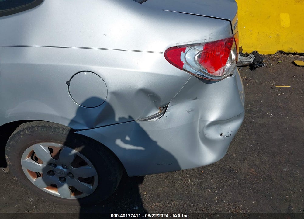2008 HYUNDAI ELANTRA GLS/SE VIN: KMHDU46D48U437460