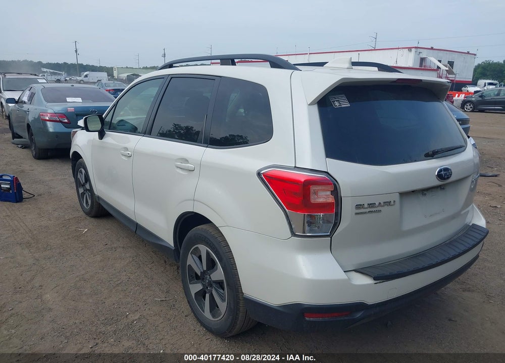 2017 SUBARU FORESTER 2.5I PREMIUM VIN: JF2SJAEC0HH482921