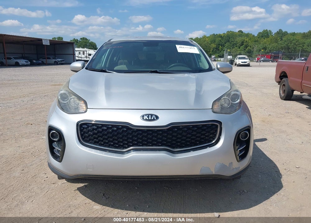 2018 KIA SPORTAGE LX VIN: KNDPMCAC7J7371629
