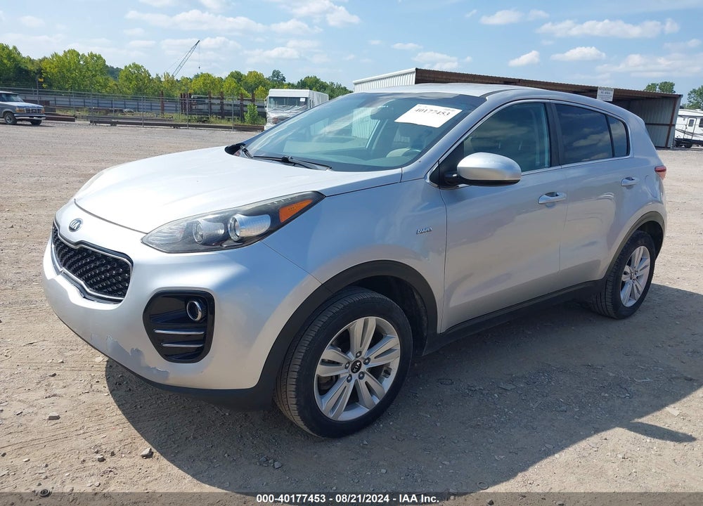 2018 KIA SPORTAGE LX VIN: KNDPMCAC7J7371629