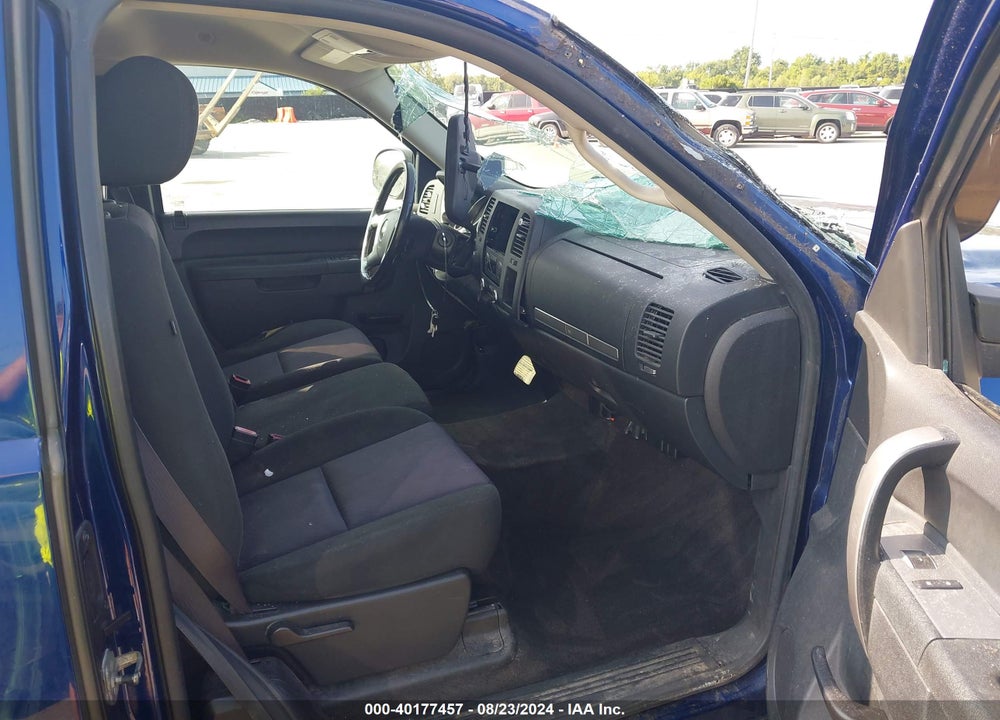 2013 CHEVROLET SILVERADO 1500 LT VIN: 1GCRKSE7XDZ345430