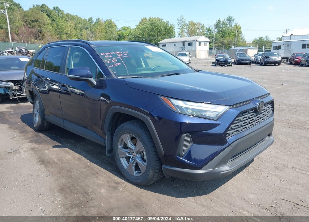 2023 TOYOTA RAV4 XLE VIN: JTMP1RFV8PD094795