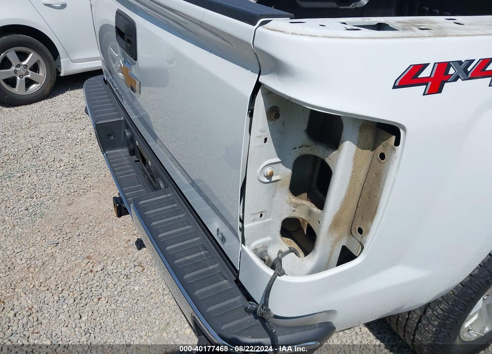 2018 CHEVROLET SILVERADO 1500 1LT VIN: 2GCVKREC8J1102563