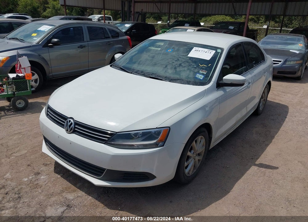 2014 VOLKSWAGEN JETTA 1.8T SE VIN: 3VWD17AJ4EM322835