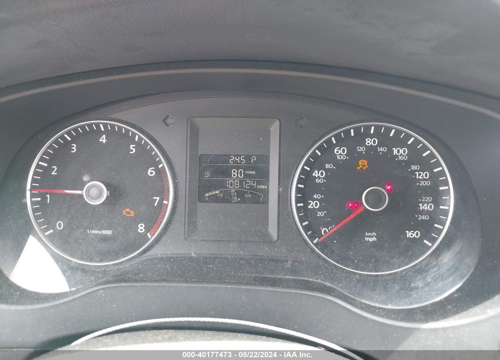 2014 VOLKSWAGEN JETTA 1.8T SE VIN: 3VWD17AJ4EM322835