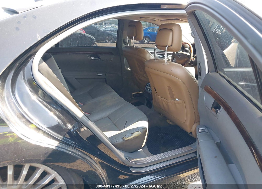 2007 MERCEDES-BENZ S 550 4MATIC VIN: WDDNG86X77A119100