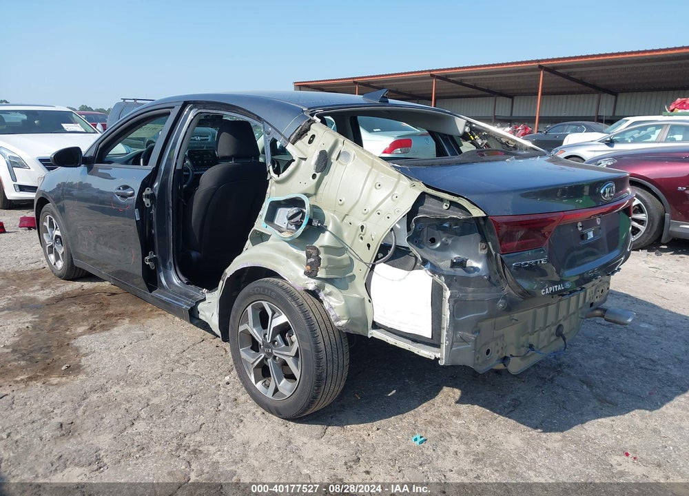 2021 KIA FORTE LXS VIN: 3KPF24AD1ME325122