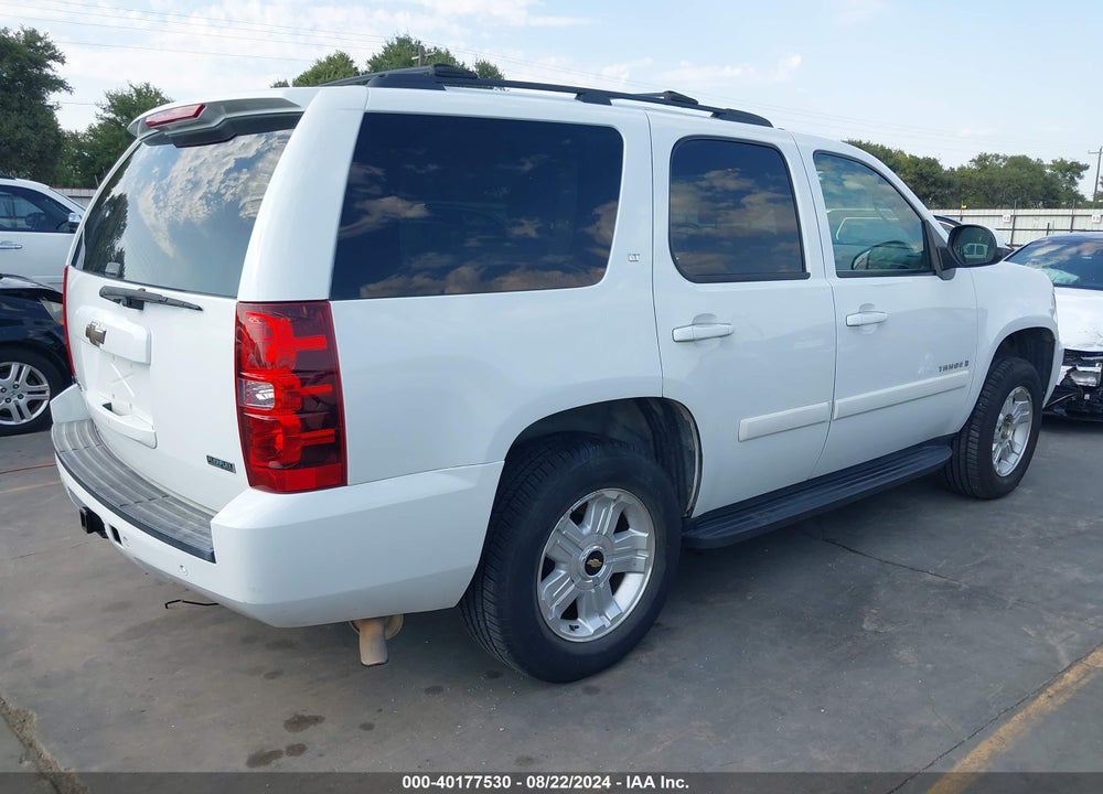 2009 CHEVROLET TAHOE LT2 VIN: 1GNEC233X9R162880