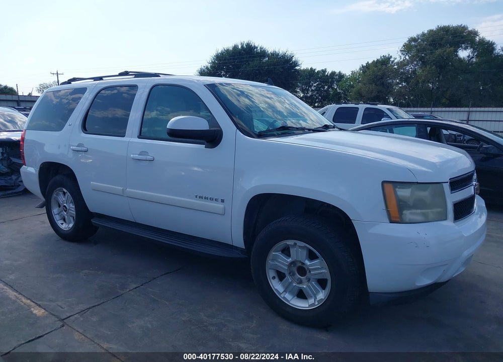 2009 CHEVROLET TAHOE LT2 VIN: 1GNEC233X9R162880