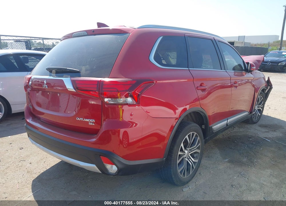 2018 MITSUBISHI OUTLANDER SEL VIN: JA4AD3A35JZ014812