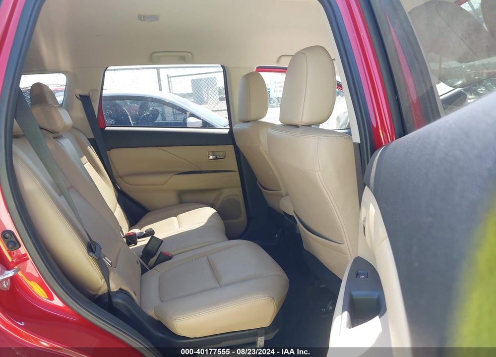 2018 MITSUBISHI OUTLANDER SEL VIN: JA4AD3A35JZ014812
