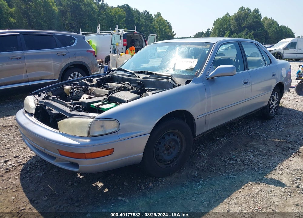 1994 TOYOTA CAMRY LE VIN: JT2SK12E1R0271124