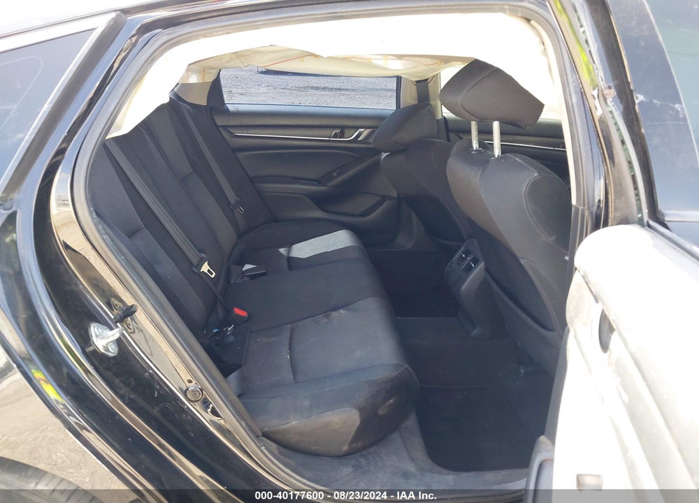 2018 HONDA ACCORD EX VIN: 1HGCV1F42JA083975