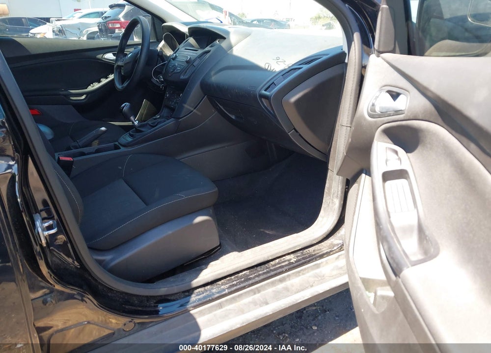 2017 FORD FOCUS VIN: 1FADP3FE9HL237443