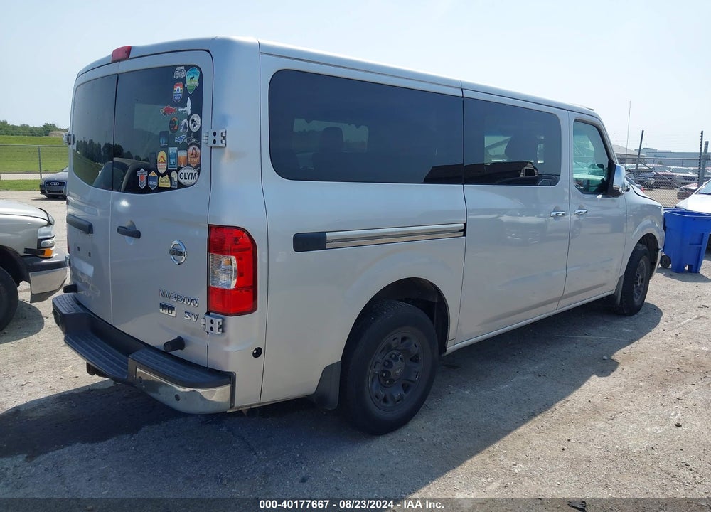2013 NISSAN NV PASSENGER NV3500 HD SV V6 VIN: 5BZBF0AA4DN202203