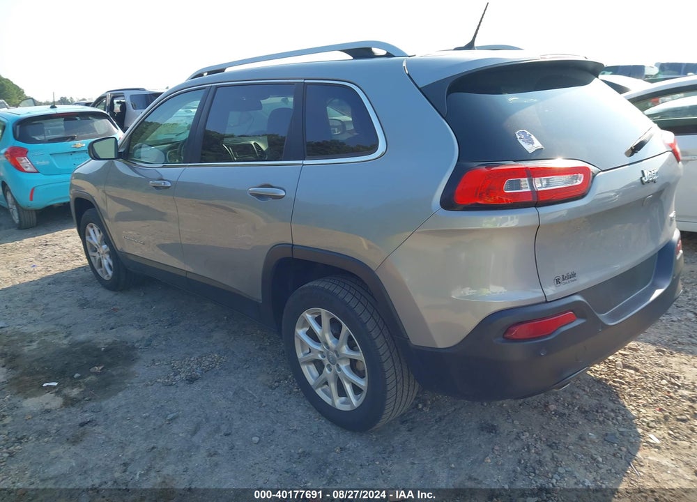 2015 JEEP CHEROKEE LATITUDE VIN: 1C4PJLCB5FW747139