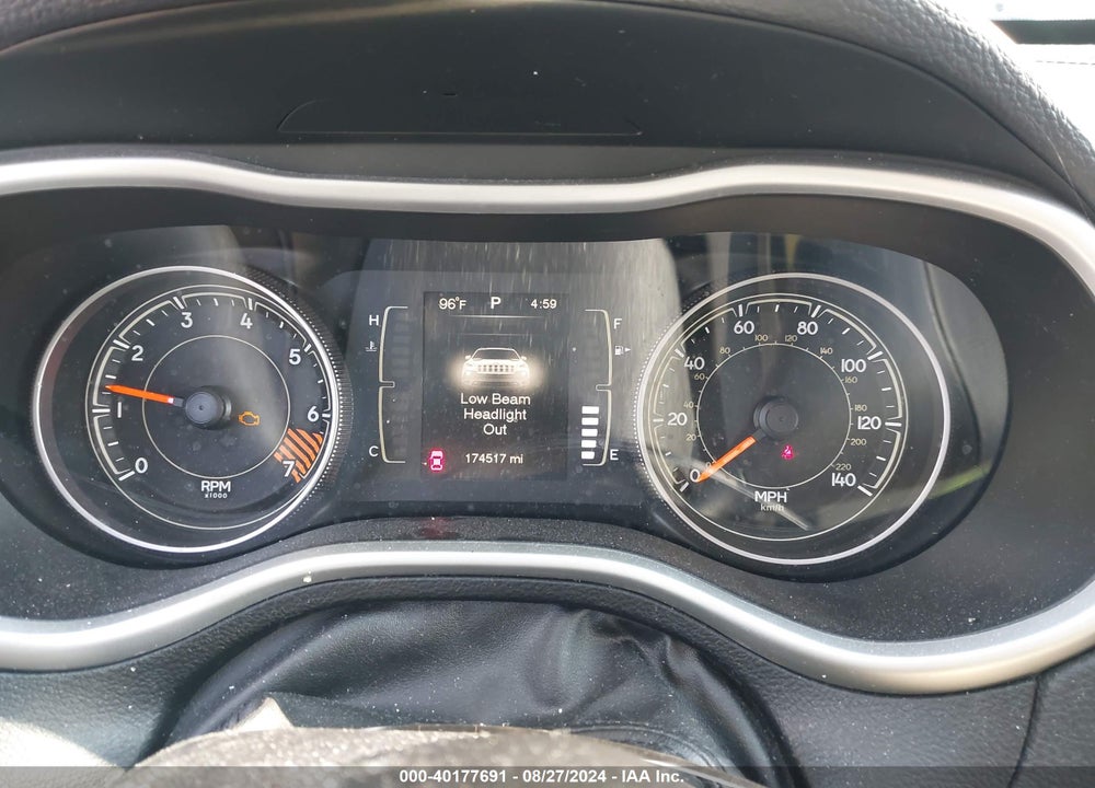 2015 JEEP CHEROKEE LATITUDE VIN: 1C4PJLCB5FW747139