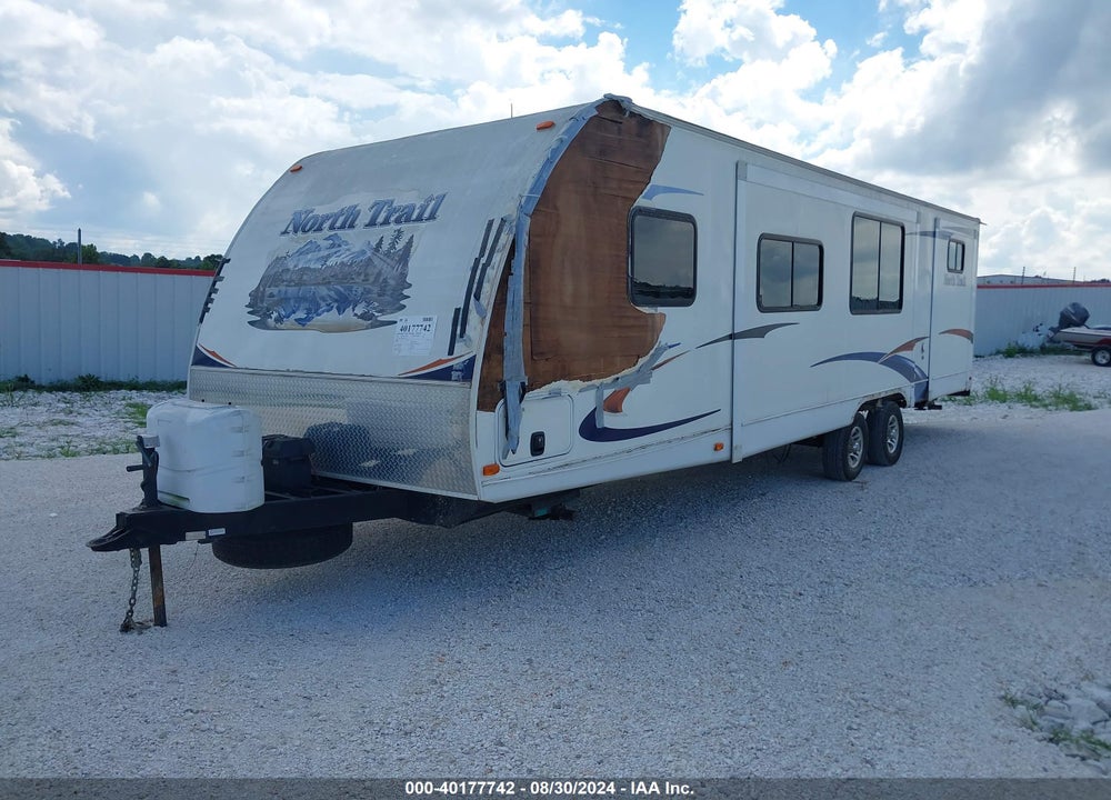 2011 HEARTLAND NORTHTRAIL VIN: 5SFNB3526BE229202