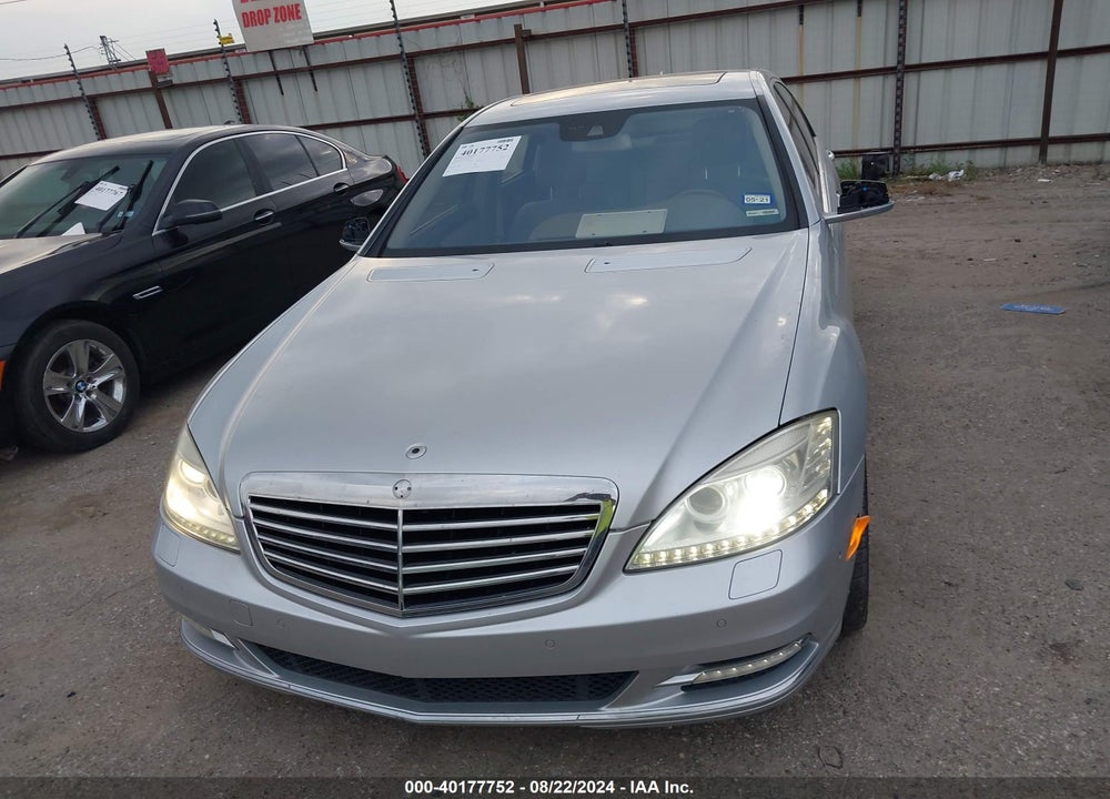 2013 MERCEDES-BENZ S 550 VIN: WDDNG7DB5DA523901