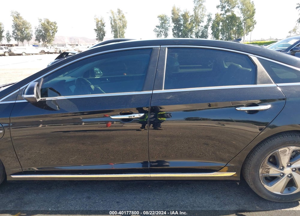 2016 HYUNDAI SONATA PLUG-IN HYBRID LIMITED VIN: KMHE54L24GA029609